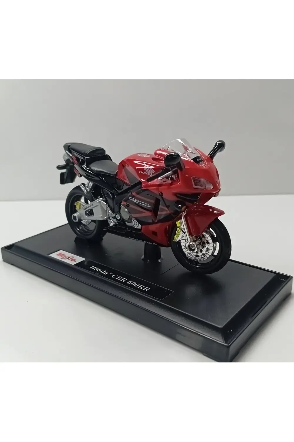 DİANOMİ MAİSTO 1:18 ÖLÇEK HONDA CBR600 RR ///
