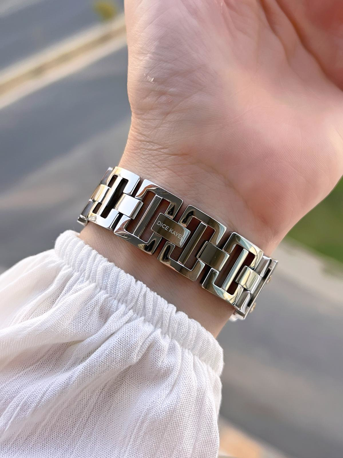 Dice Kayek Zincirli Kordon Köşeli Özel Tasarım 2 Yıl Garantili Ka Dice Kayek Zincirli Kordon Köşeli Özel Tasarım 2 Yıl Garantili Ka