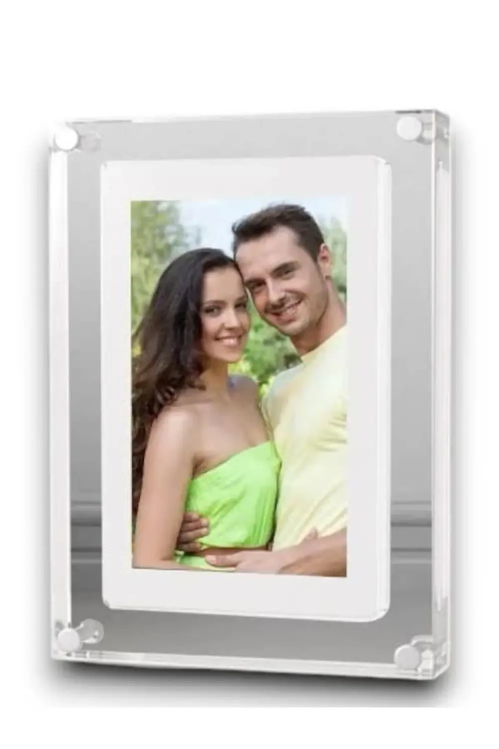 DİJİTAL FOTOĞRAF ÇERÇEVESİ