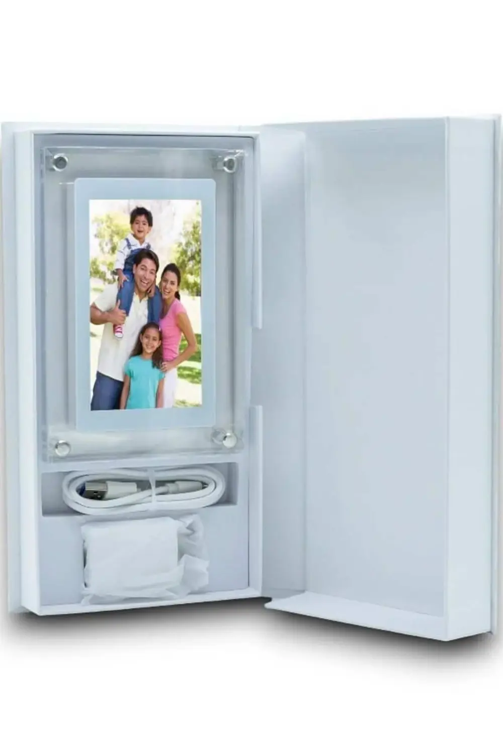 DİJİTAL FOTOĞRAF ÇERÇEVESİ