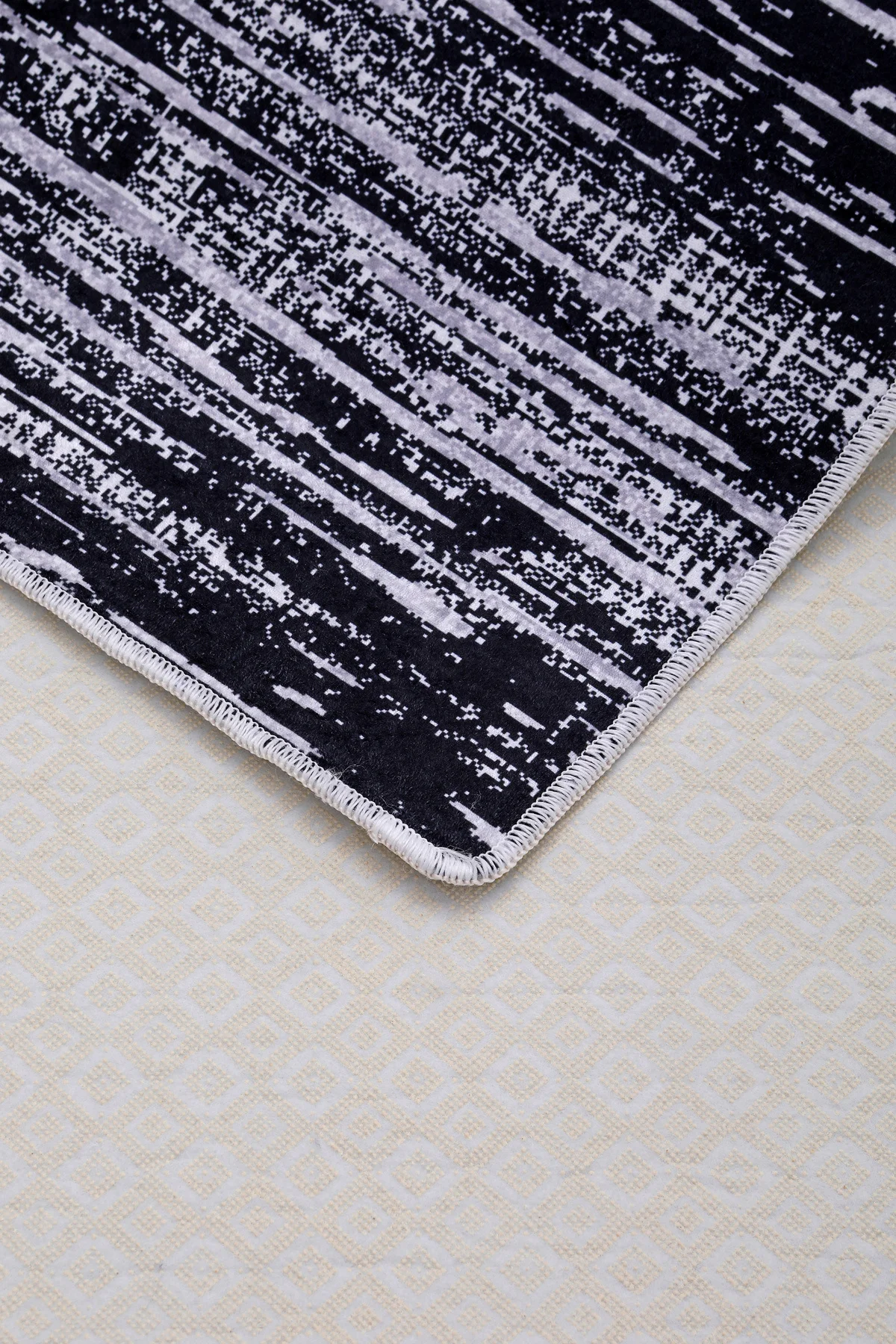 DİJİTAL HALI MODERN TASARIMLI SİYAH RENKLİ Yıkanabilir Kaymaz Kesme HALI Yolluk 80x250