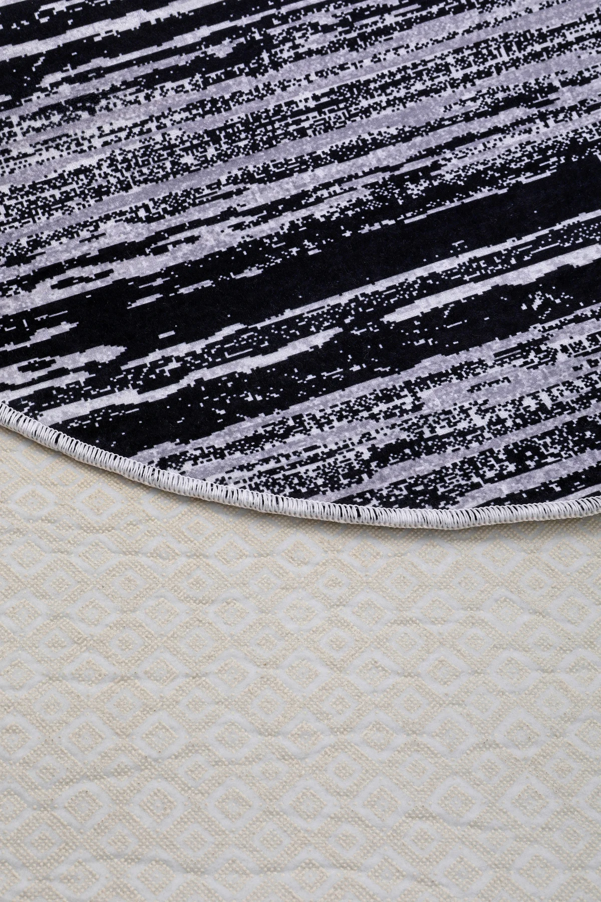 DİJİTAL Oval Saçaksız HALI MODERN TASARIMLI SİYAH RENKLİ Silinebi