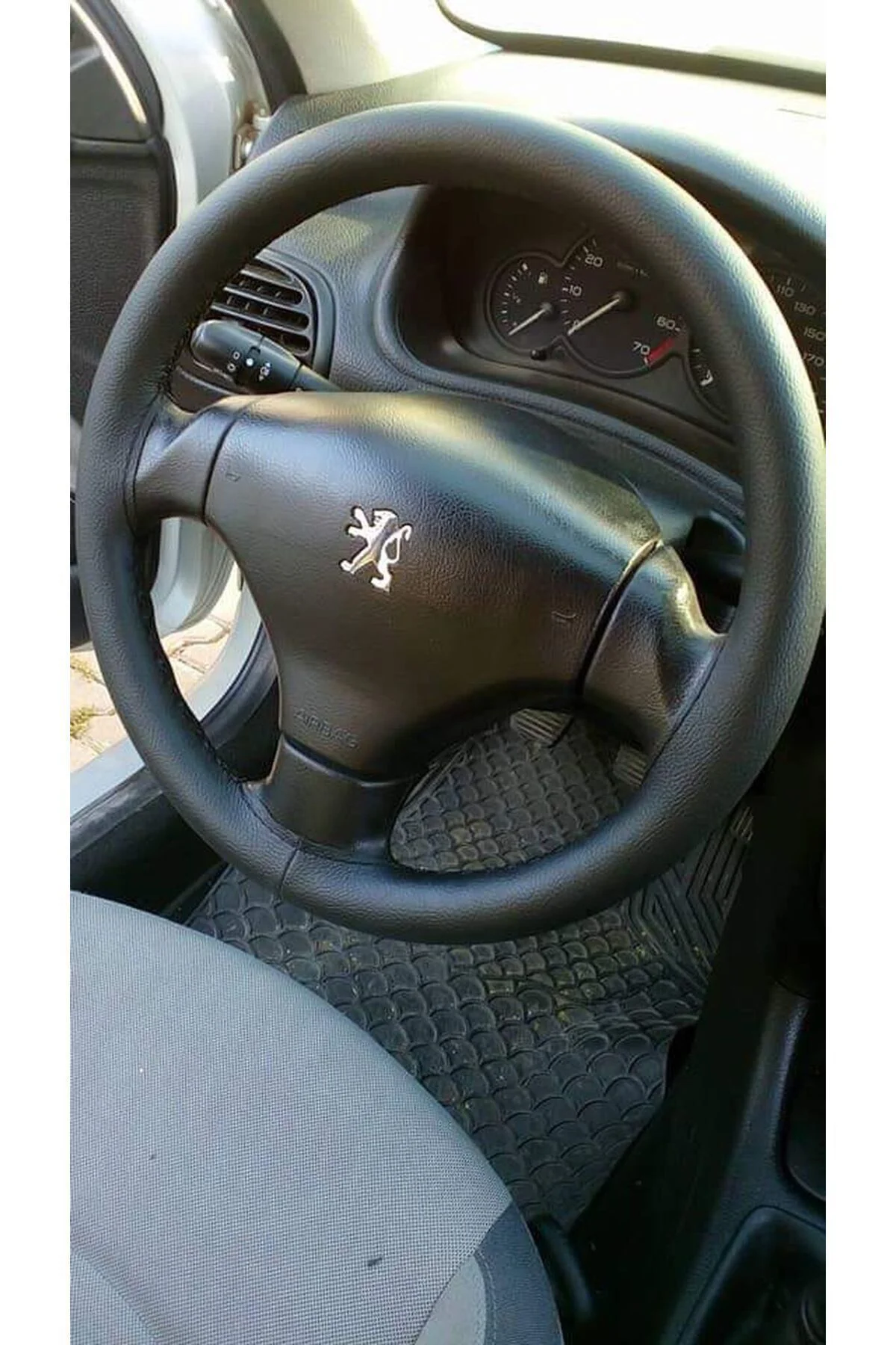 Dikişli Deri Direksiyon Kılıfı Damarlı Siyah Deri Siyah Dikişli Peugeot 206 İçin