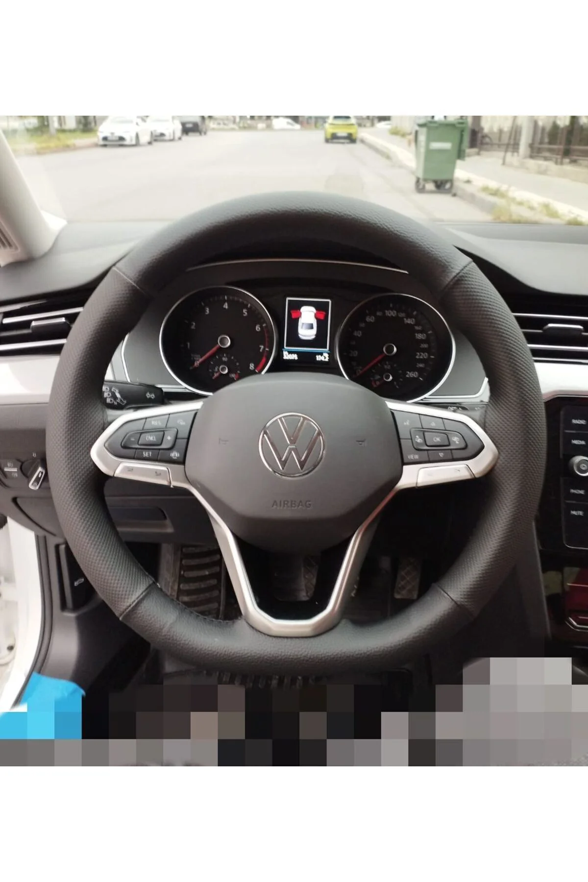 Dikişli Deri Direksiyon Kılıfı Damarlı/noktalı Ithal Deri Siyah Dikiş Volkswagen Grubu