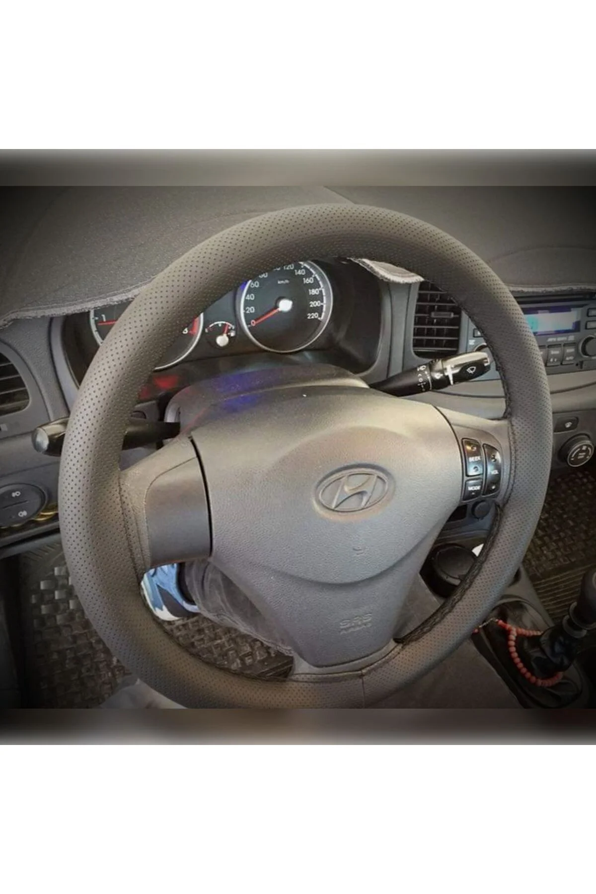 Dikişli Deri Direksiyon Kılıfı Noktalı Deri Siyah Dikişli Hyundai Era İçin