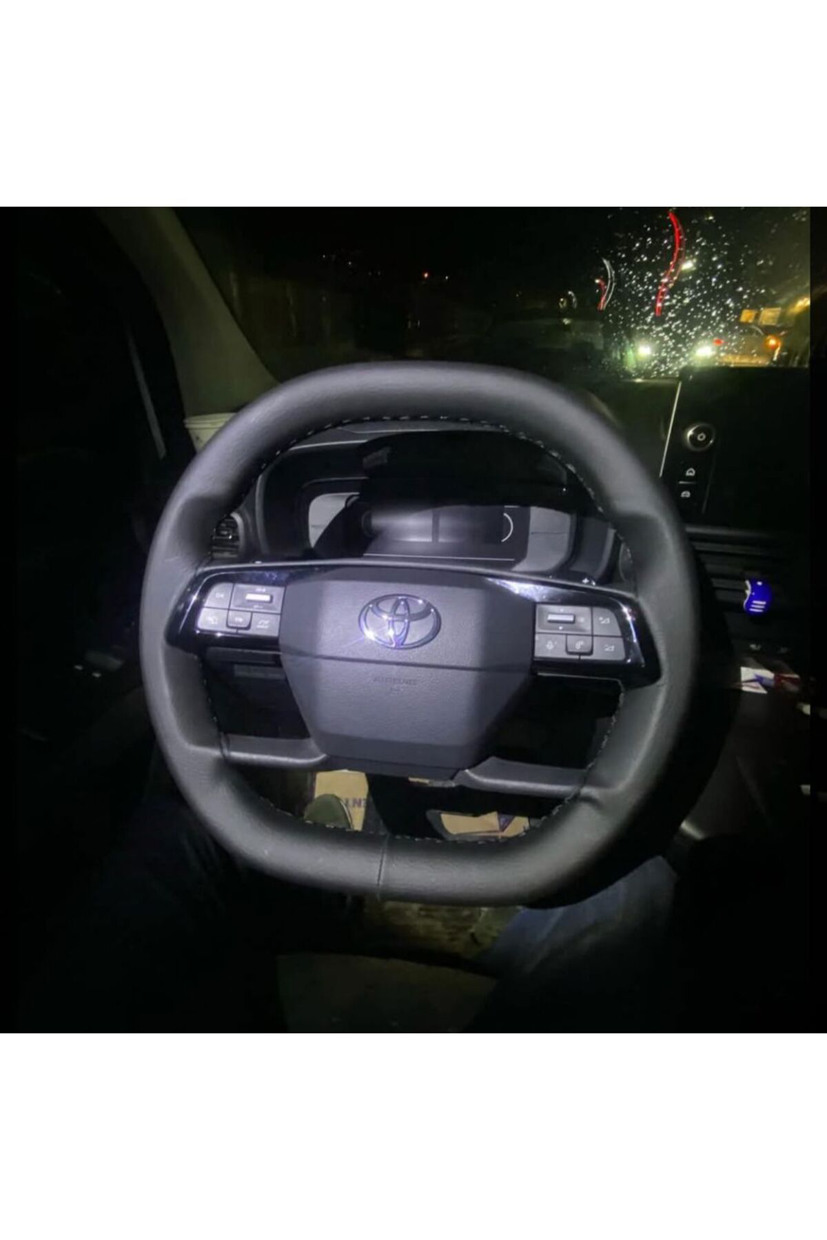 Hasbay Dikişli Direksiyon Kilifi Siyah Deri Siyah Dikişli Toyota Proace 