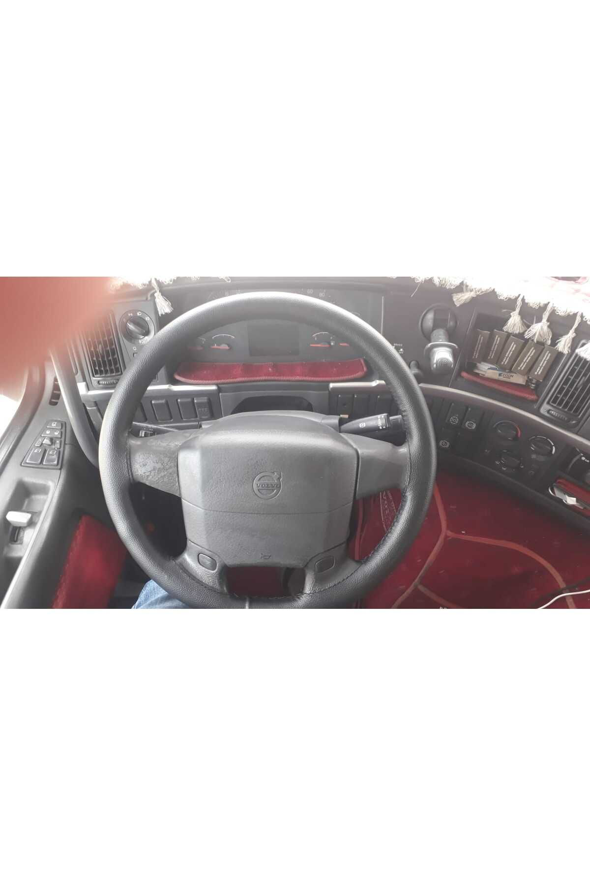 Hasbay Dikişli Direksiyon Kilifi Siyah Deri Siyah Dikişli Volvo Tir Kamy