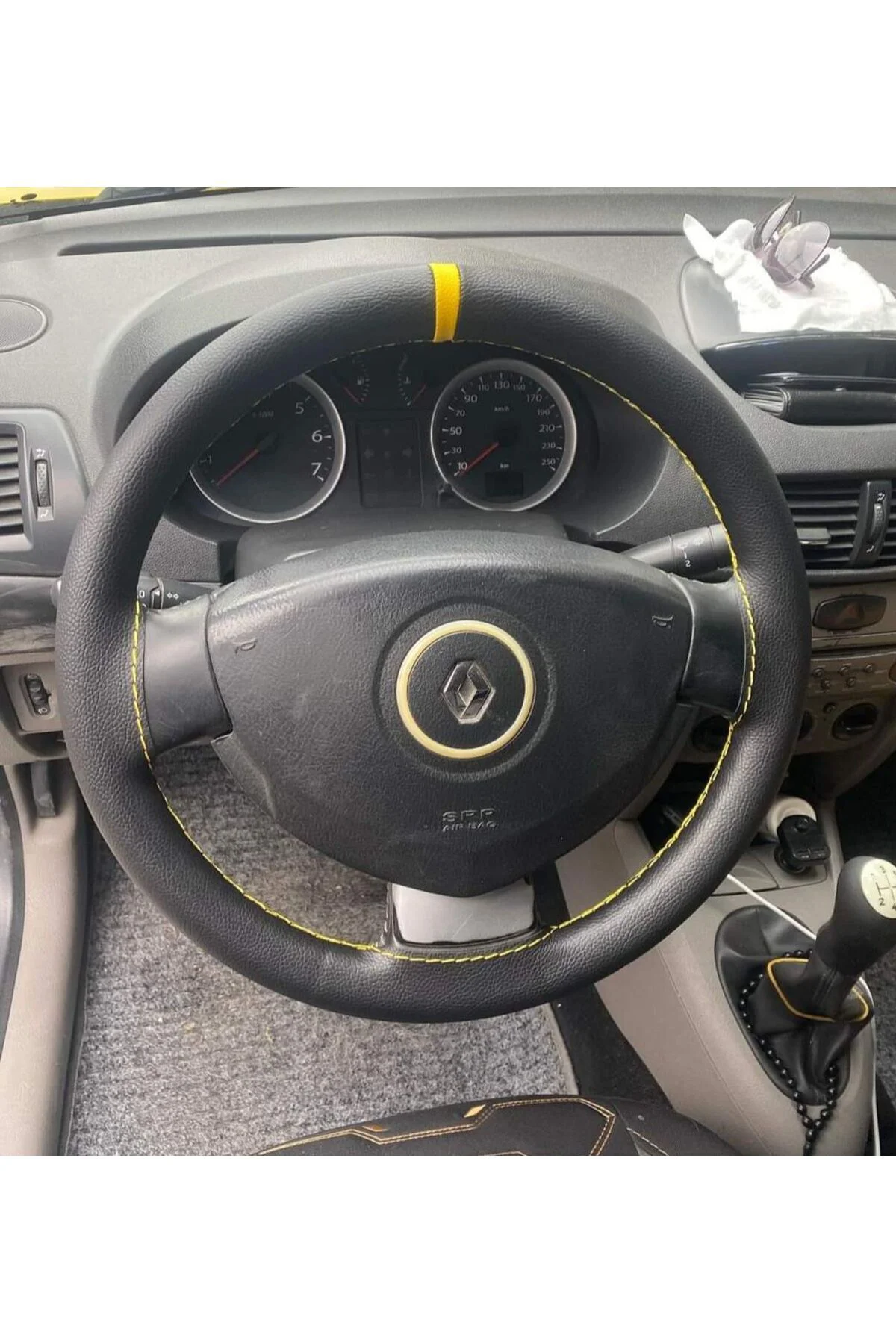 Dikişli Direksiyon Kılıfı Damarlı Siyah Sarı Yüzük/dikişli Renault Clio