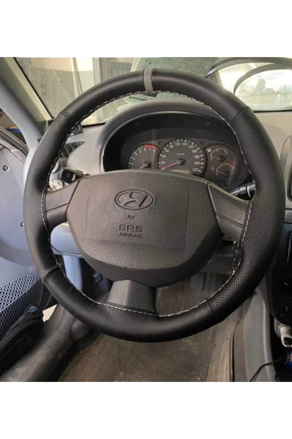 Dikişli Direksiyon Kılıfı Noktalı Damarlı Deri Gri Yüzük/ Dikişli Hyundai Admire İçin Dikişli Direksiyon Kılıfı Noktalı Damarlı Deri Gri Yüzük/ Dikişli Hyundai Admire İçin