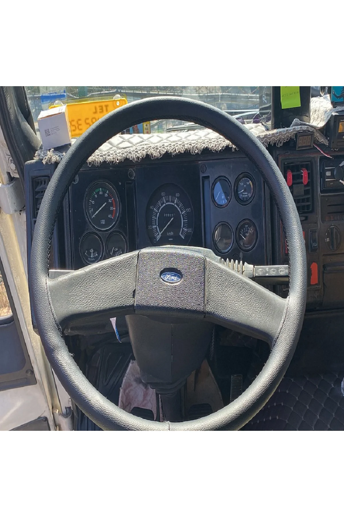 Dikişli Direksiyon Kılıfı Siyah Deri Siyah Dikişli Ford 2520 97 Kasa