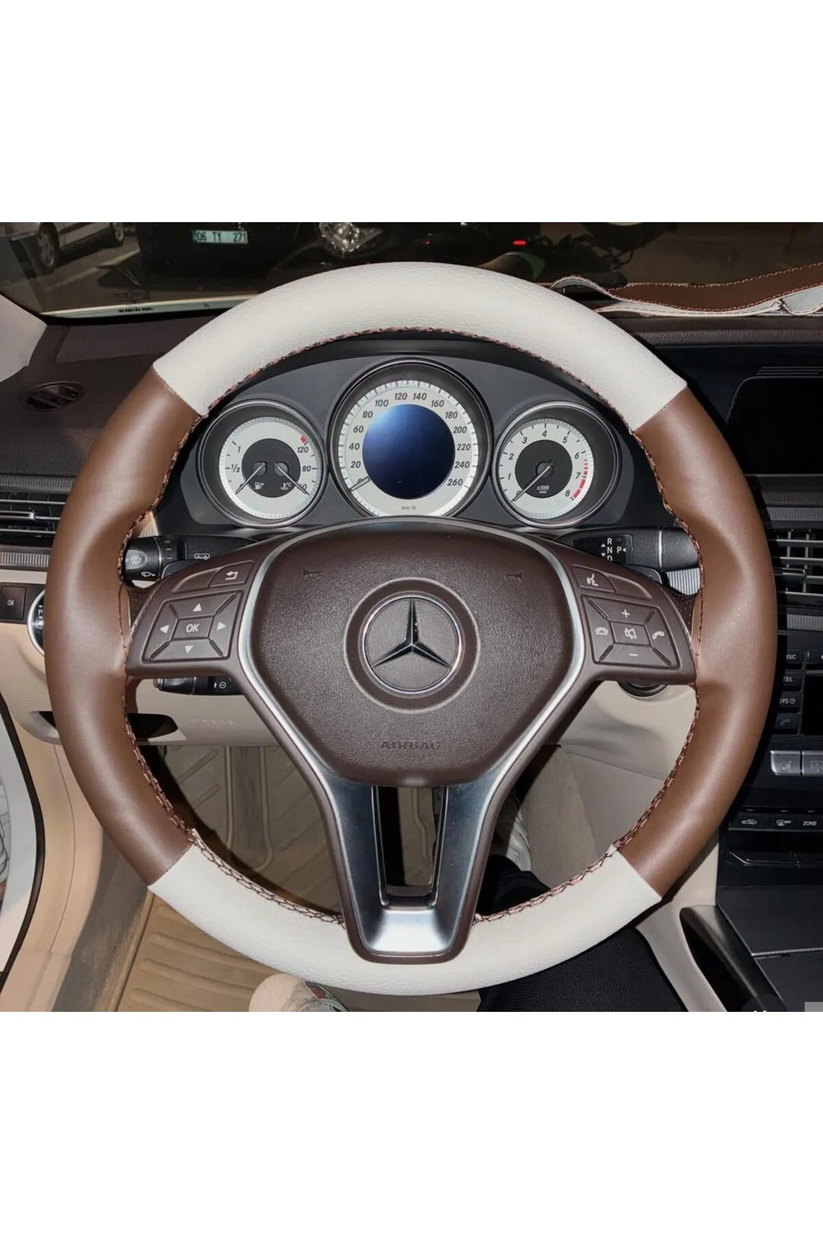 DİKİŞLİ DİREKSİYON KILIFI KAHVE / KREM KAHVE DİKİŞLİ E KASA MERCEDES İÇİN