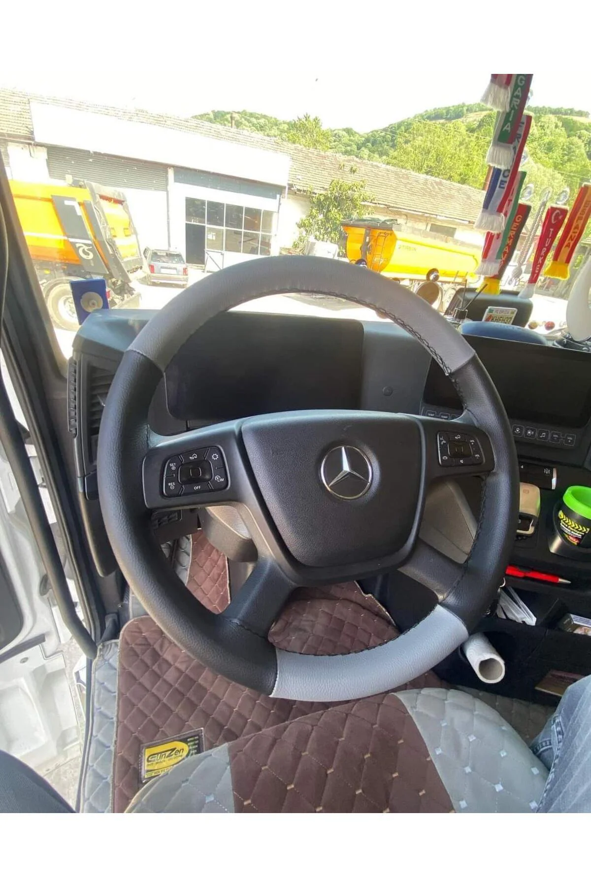 Dikişli Direksiyon Kılıfı Siyah/gri Deri Siyah Dikişli Mercedes K