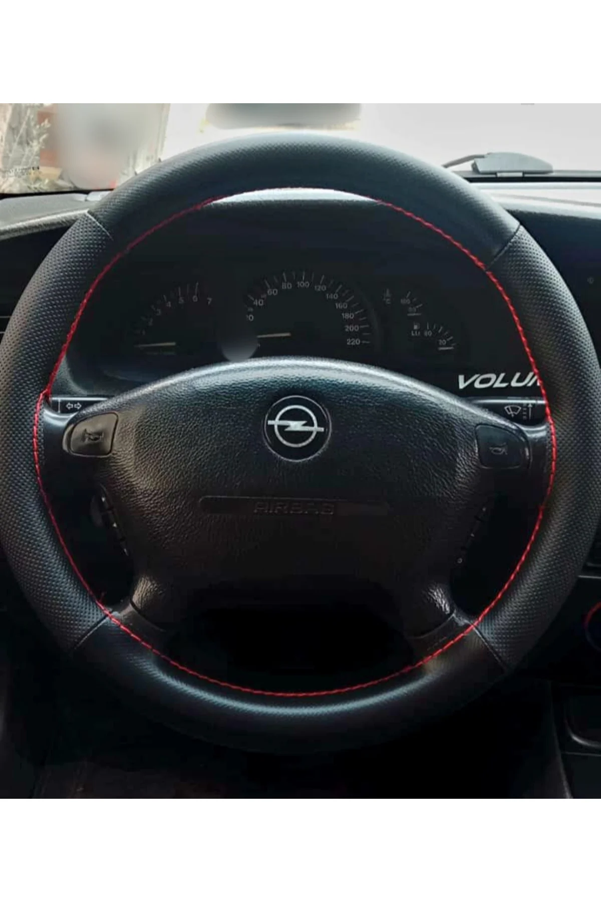 DİKİŞLİ DİREKSİYON KILIFI NOKTALI DERİ MİNİKARE KARBON DERİ KIRMI
