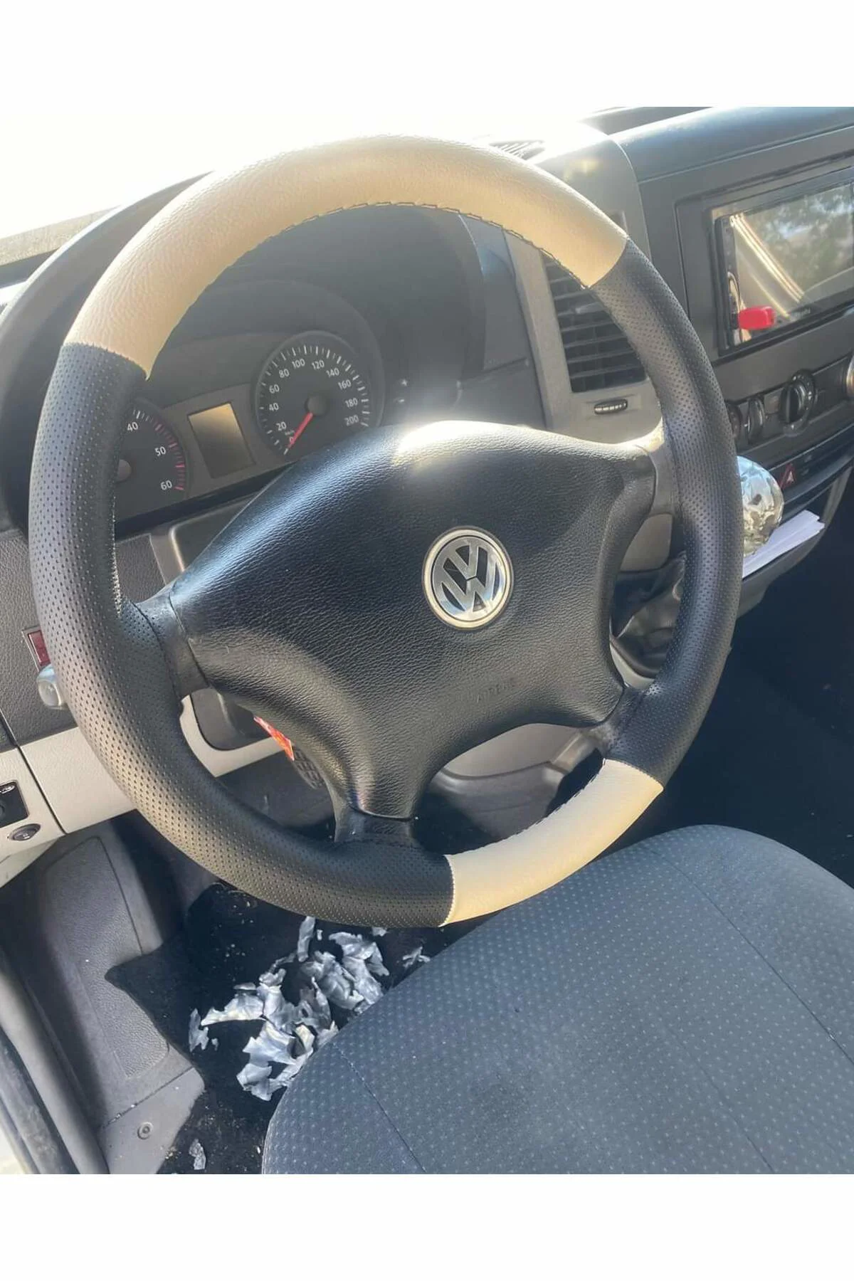 Dikişli Direksiyon Kılıfı Noktalı/bej Deri Volkswagen Crafter İçin