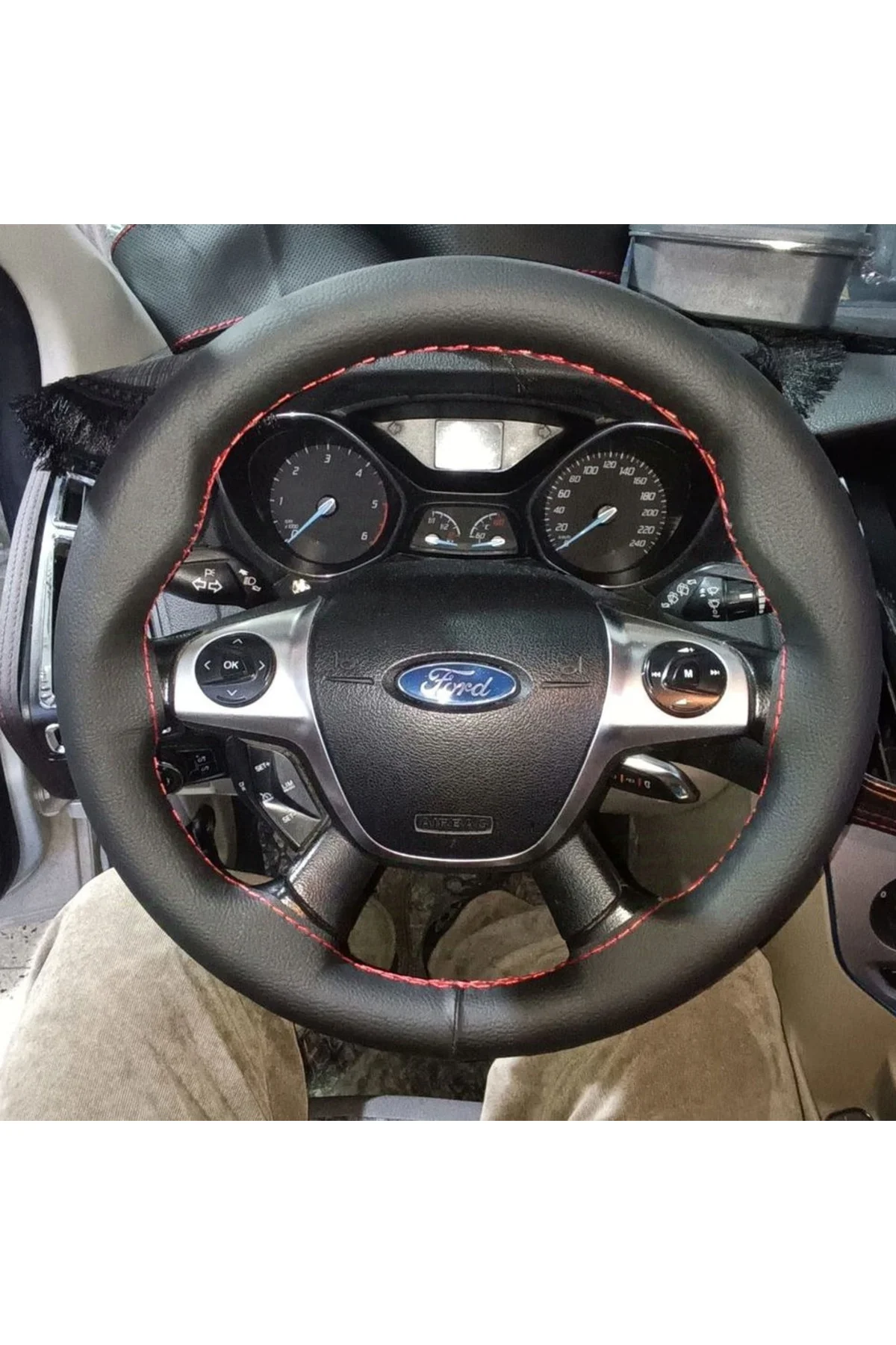 DİKİŞLİ DİREKSİYON KILIFI SİYAH DERİ KIRMIZI DİKİŞLİ FORD FOCUS 2012-13-14 için Fiyatı, Yorumları ve Özellikleri