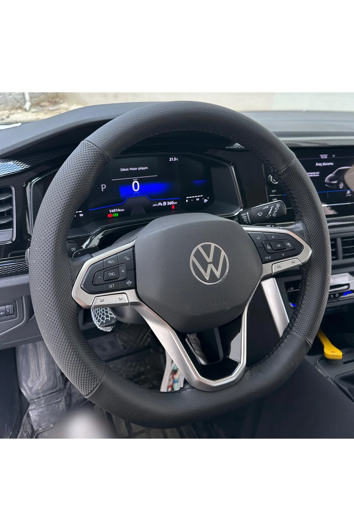 DİKİŞLİ DİREKSİYON KILIFI SİYAH DERİ NOKTALI DERİ SİYAH DİKİŞLİ VW POLO İÇİN DİKİŞLİ DİREKSİYON KILIFI SİYAH DERİ NOKTALI DERİ SİYAH DİKİŞLİ VW POLO İÇİN