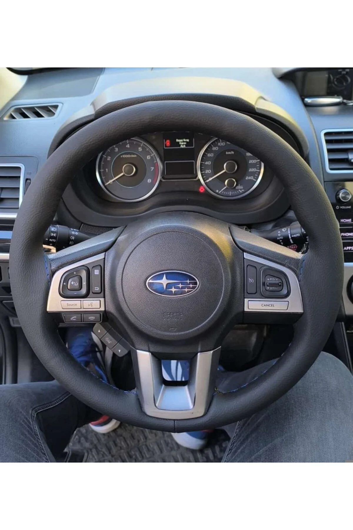 DİKİŞLİ DİREKSİYON KILIFI SİYAH MAVİ DİKİŞLİ SUBARU FORESTER İÇİN