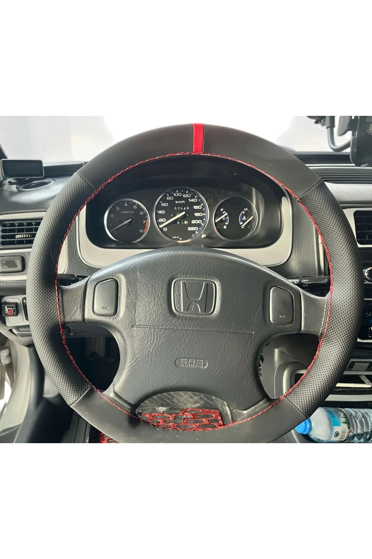 DİKİŞLİ DİREKSİYON KILIFI NUBUK NOKTALI DERİ KIRMIZI YÜZÜK KIRMIZI DİKİŞLİ HONDA CİVİC 2001 KASA