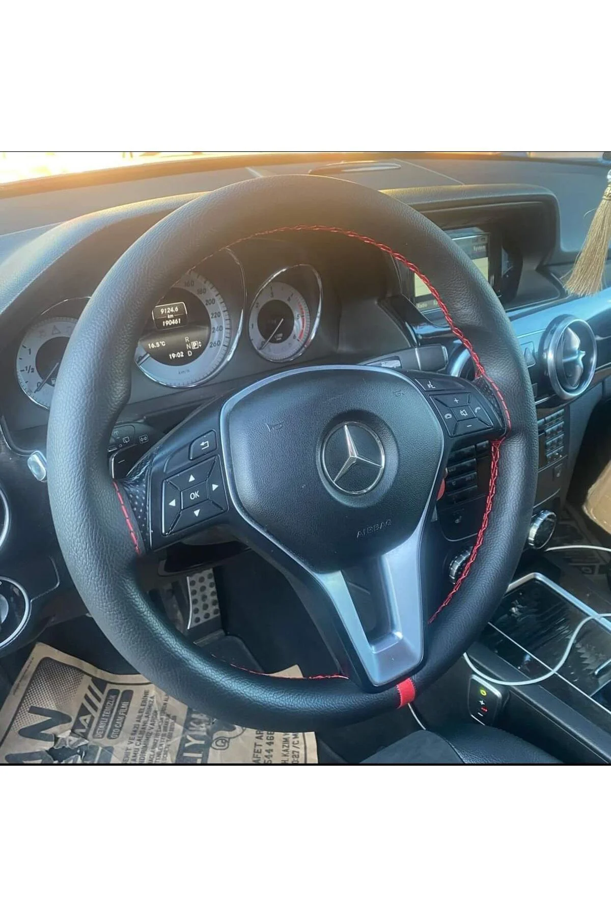Dikişli Direksiyon Kılıfı Damarlı Siyah Deri Kırmızı Dikişli Merc