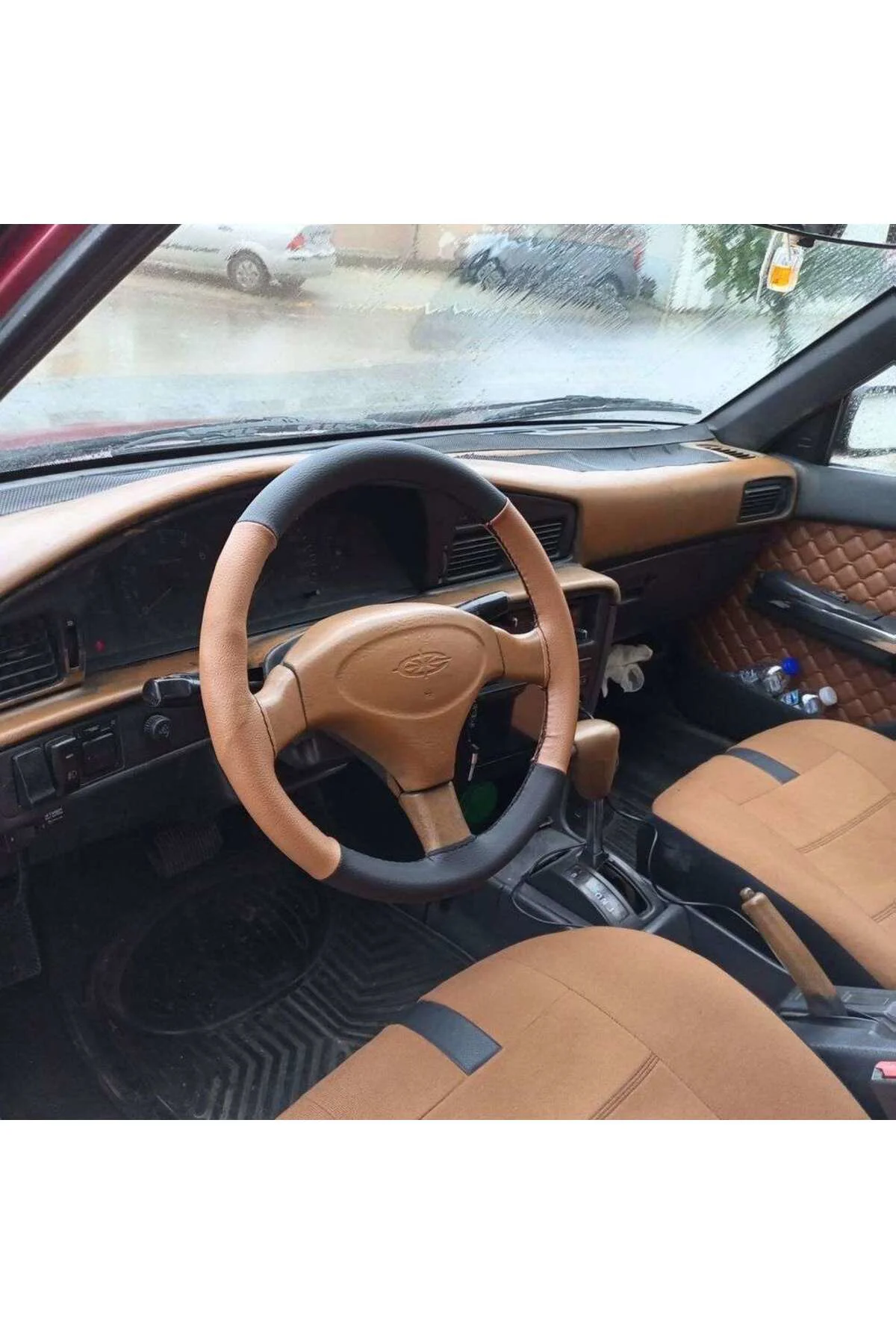 DİKİŞLİ DİREKSİYON KILIFI TABA SİYAH DERİ SİYAH DİKİŞLİ TOYOTA CORONA İÇİN DİKİŞLİ DİREKSİYON KILIFI TABA SİYAH DERİ SİYAH DİKİŞLİ TOYOTA CORONA İÇİN