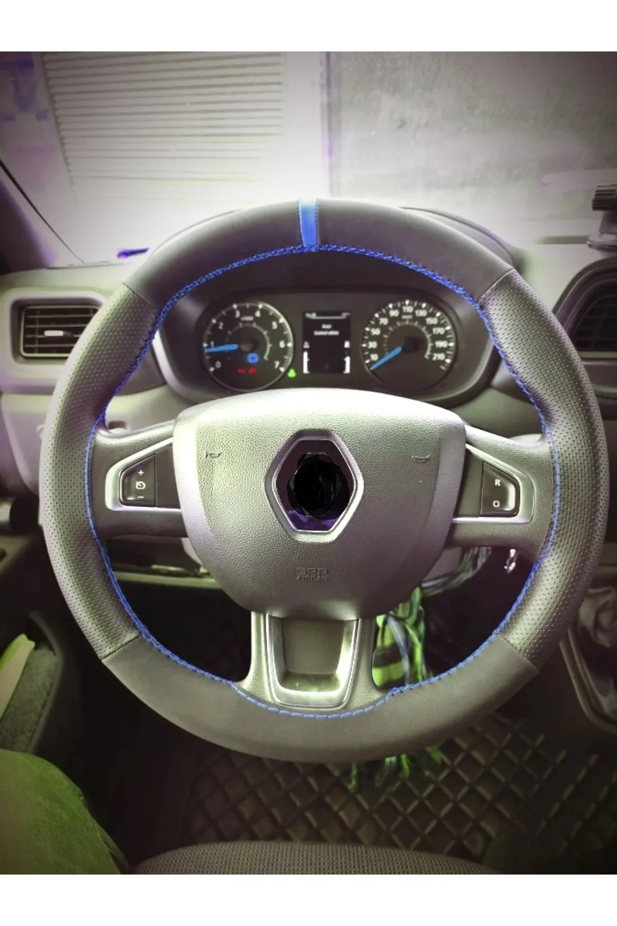 DİKİŞLİ DİREKSİYON KILIFI NUBUK NOKTALI MAVİ YÜZÜK MAVİ DİKİŞLİ RENAULT MASTER İÇİN