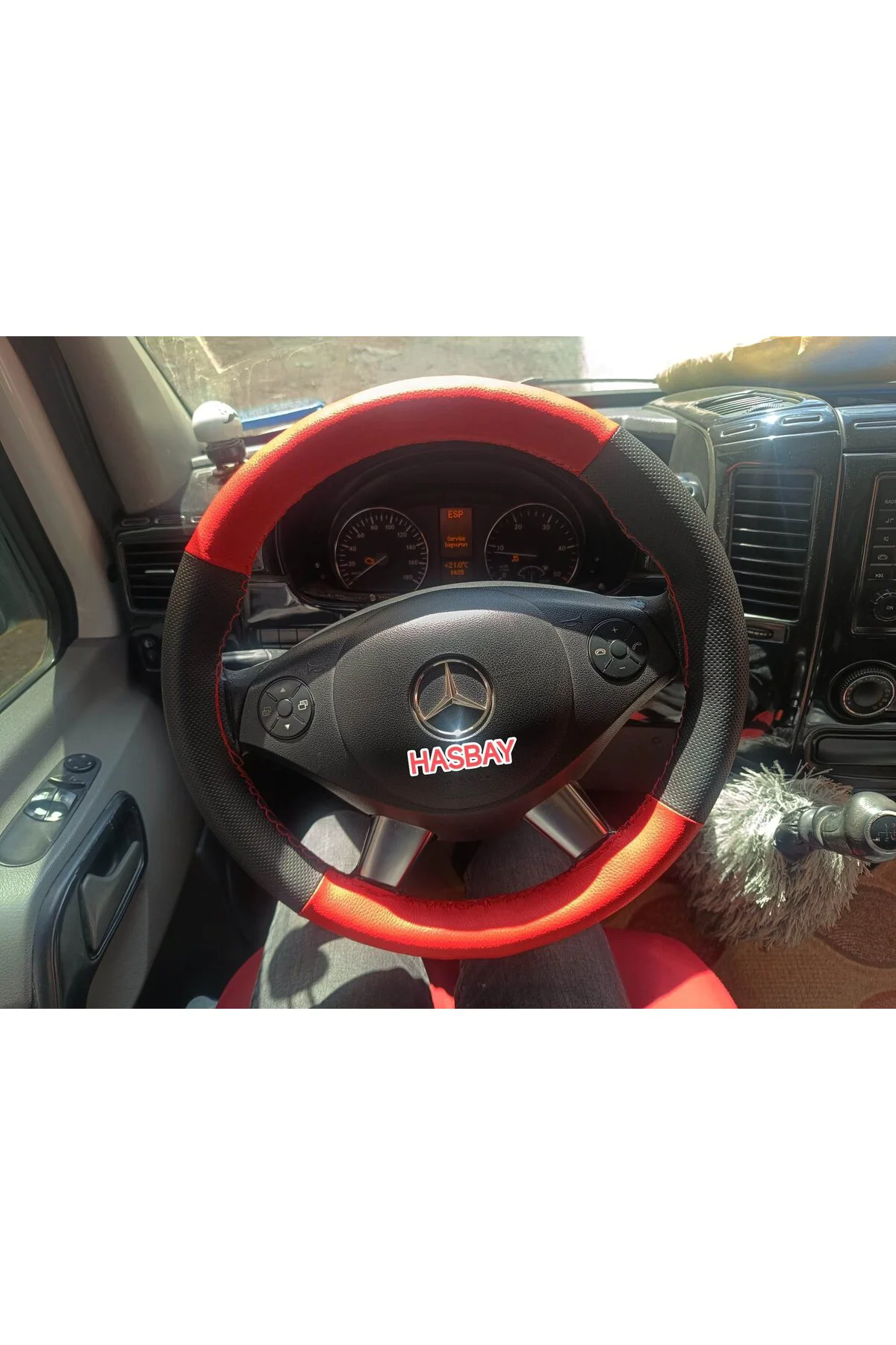 DİKİŞLİ DİREKSİYON KILIFI NOKTALI /KIRMIZI DERİ KIRMIZI DİKİŞLİ MERCEDES SPRİNTER İÇİN Fiyatı, Yorumları ve Özellikleri