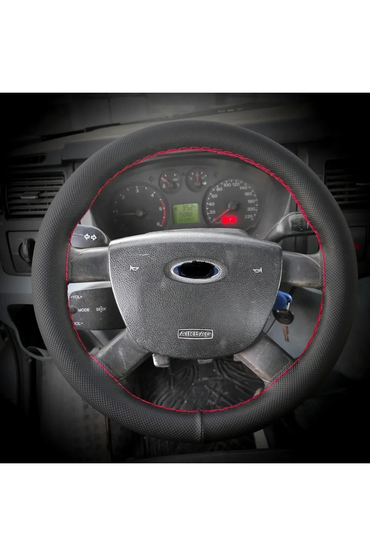DİKİŞLİ DİREKSİYON KILIFI İTHAL NOKTALI DERİ KIRMIZI DİKİŞLİ FORD TRANSİT İÇİN