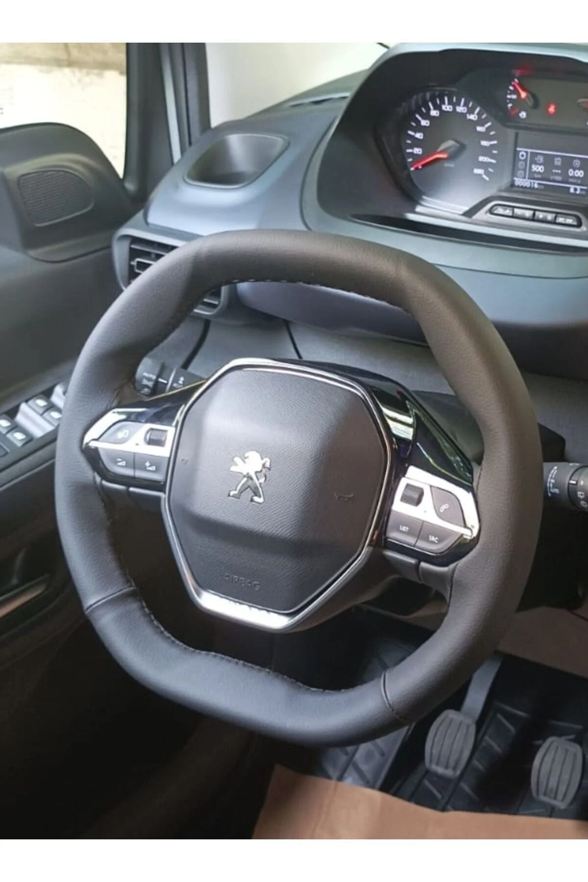 Dikişli Direksiyon Kılıfı Damarlı Siyah Deri Siyah Dikişli Peugeot 3008 İçin