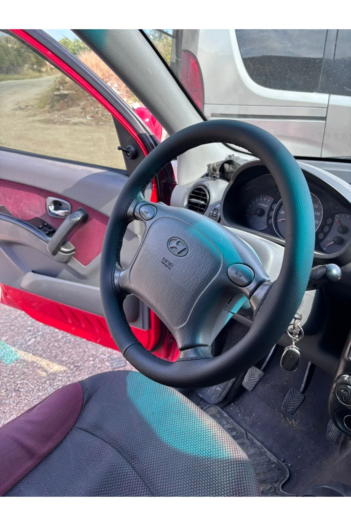 DİKİŞLİ DİREKSİYON KILIFI SİYAH DERİ SİYAH DİKİŞLİ HYUNDAİ ATOS İÇİN DİKİŞLİ DİREKSİYON KILIFI SİYAH DERİ SİYAH DİKİŞLİ HYUNDAİ ATOS İÇİN
