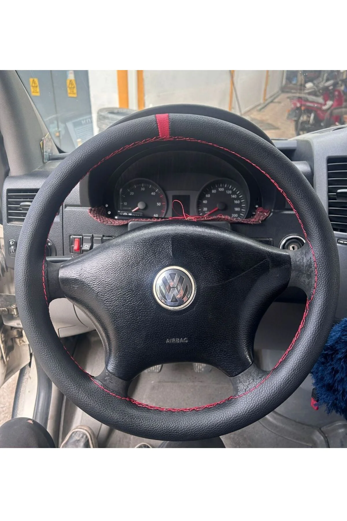 DİKİŞLİ DİREKSİYON KILIFI DAMARLI DERİ KIRMIZI YÜZÜK KIRMIZI DİKİŞLİ VW CRAFTER İÇİN İP İĞNE DAHİL