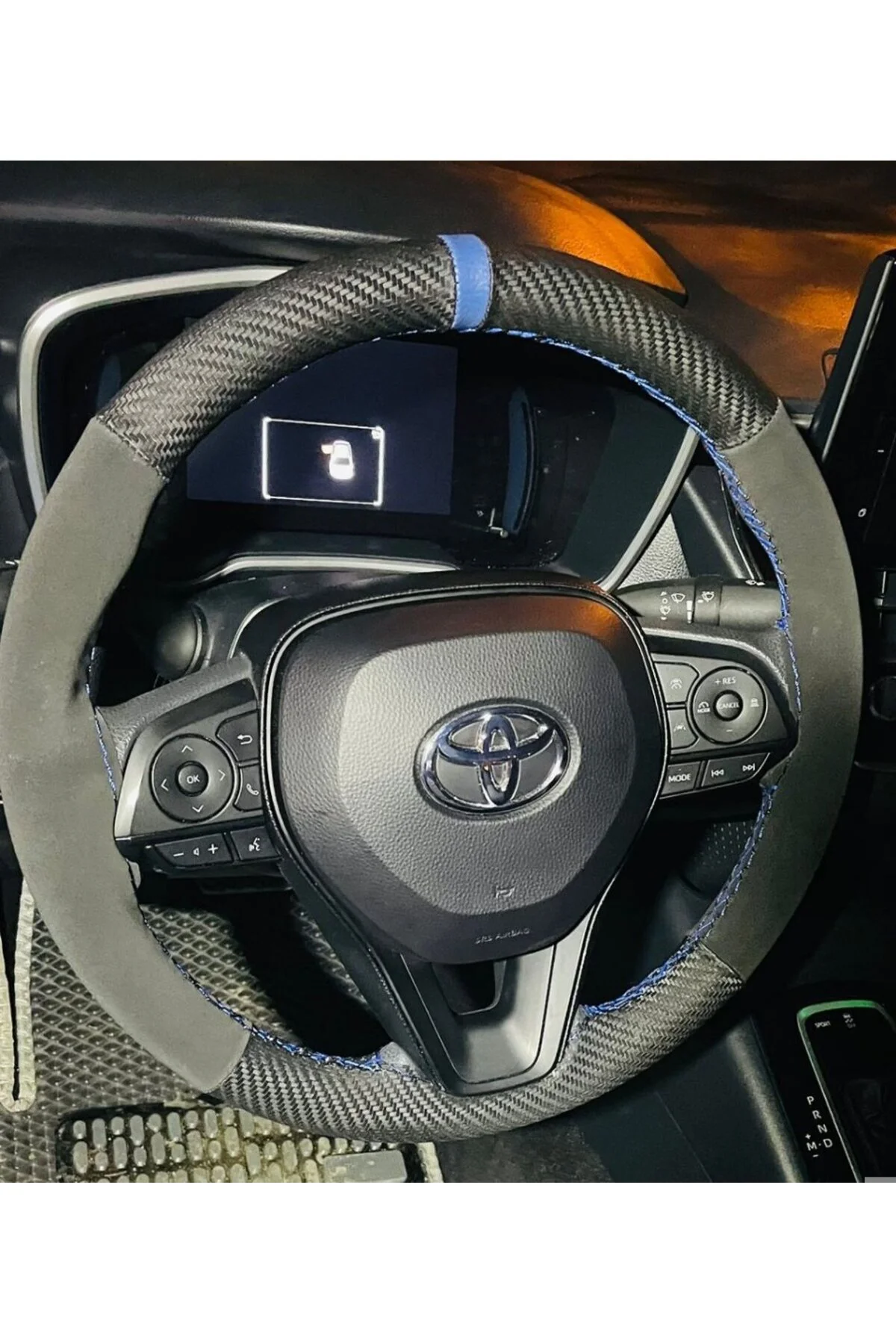 DİKİŞLİ DİREKSİYON KILIFI KARBON NUBUK DERİ MAVİ YÜZÜK MAVİ DİKİŞ TOYOTA COROLLA YENİLER DİKİŞLİ DİREKSİYON KILIFI KARBON NUBUK DERİ MAVİ YÜZÜK MAVİ DİKİŞ TOYOTA COROLLA YENİLER