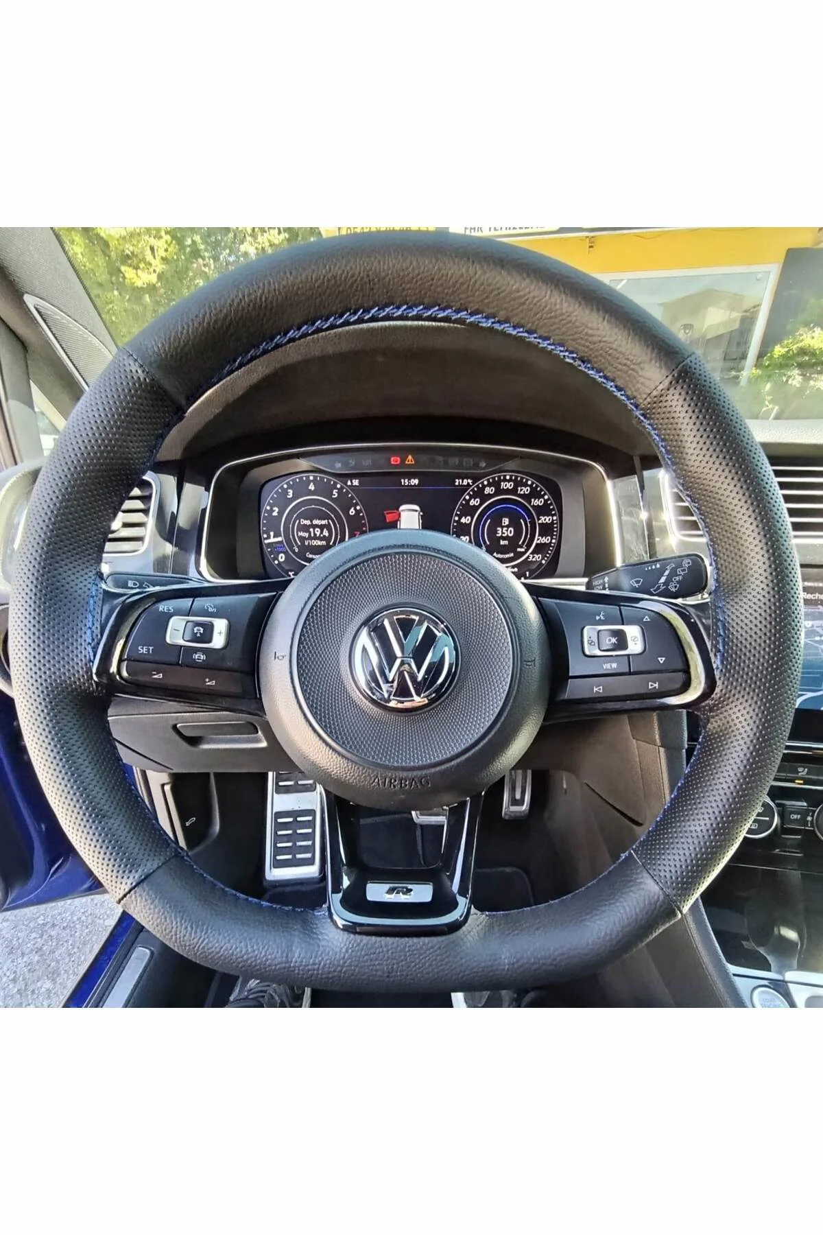 DİKİŞLİ DİREKSİYON KILIFI SİYAH DERİ NOKTA DERİ MAVİ DİKİŞLİ VW GOLF 7.5 İÇİN Fiyatı, Yorumları ve Özellikleri
