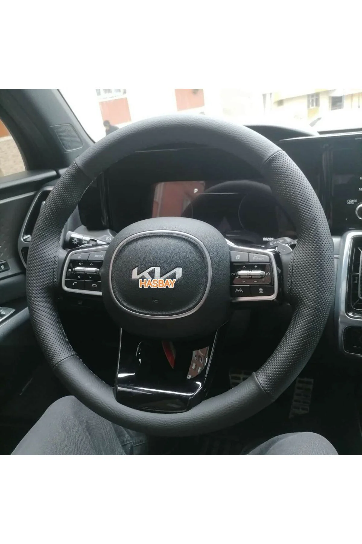 DİKİŞLİ DİREKSİYON KILIFI NOKTALI / SİYAH DERİ SİYAH DİKİŞLİ KİA CEED SPORTAGE İÇİN