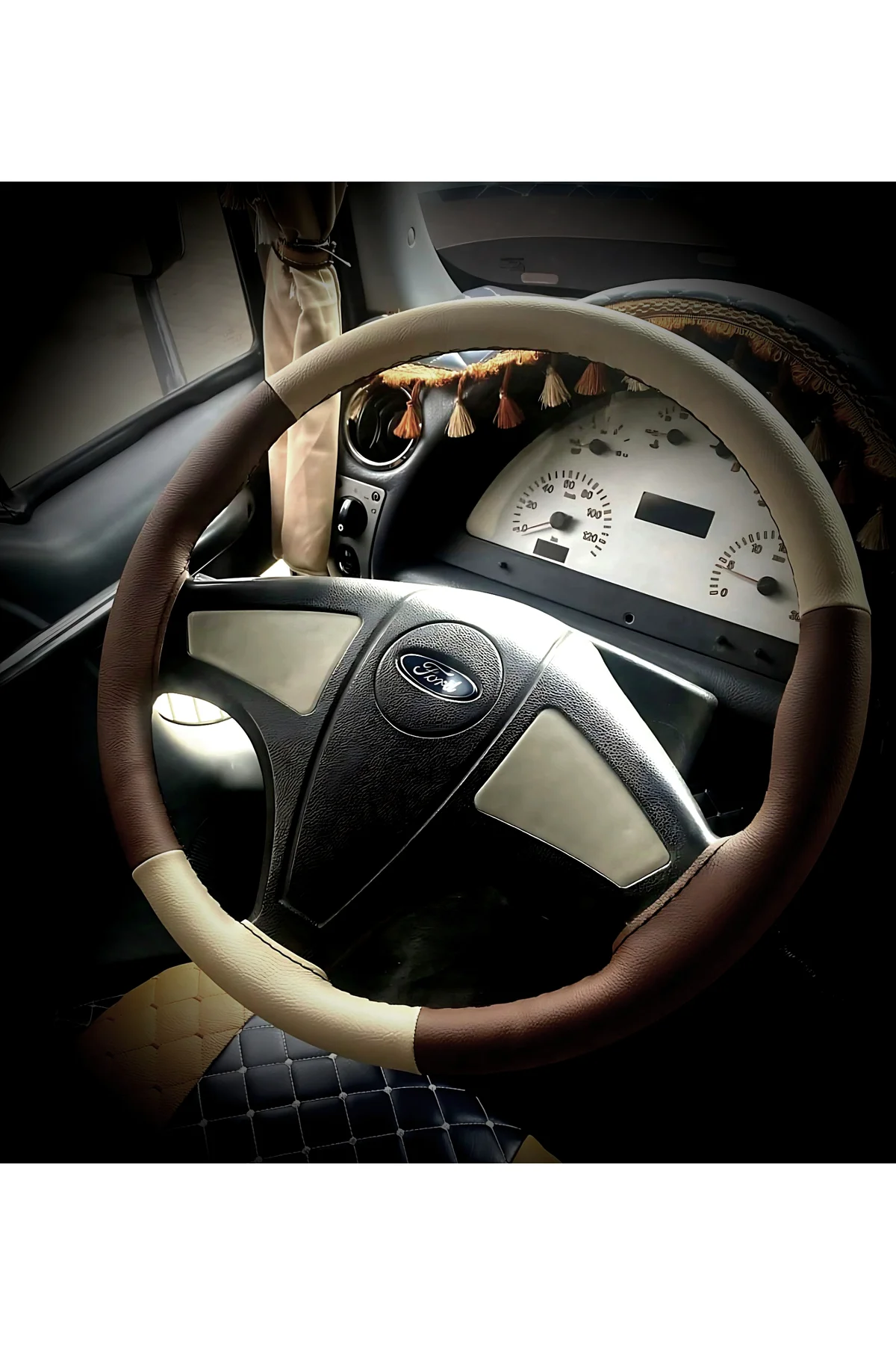 DİKİŞLİ DİREKSİYON KILIFI BEJ DERİ KAHVE DERİ SİYAH DİKİŞ FORD 3230 İCİN