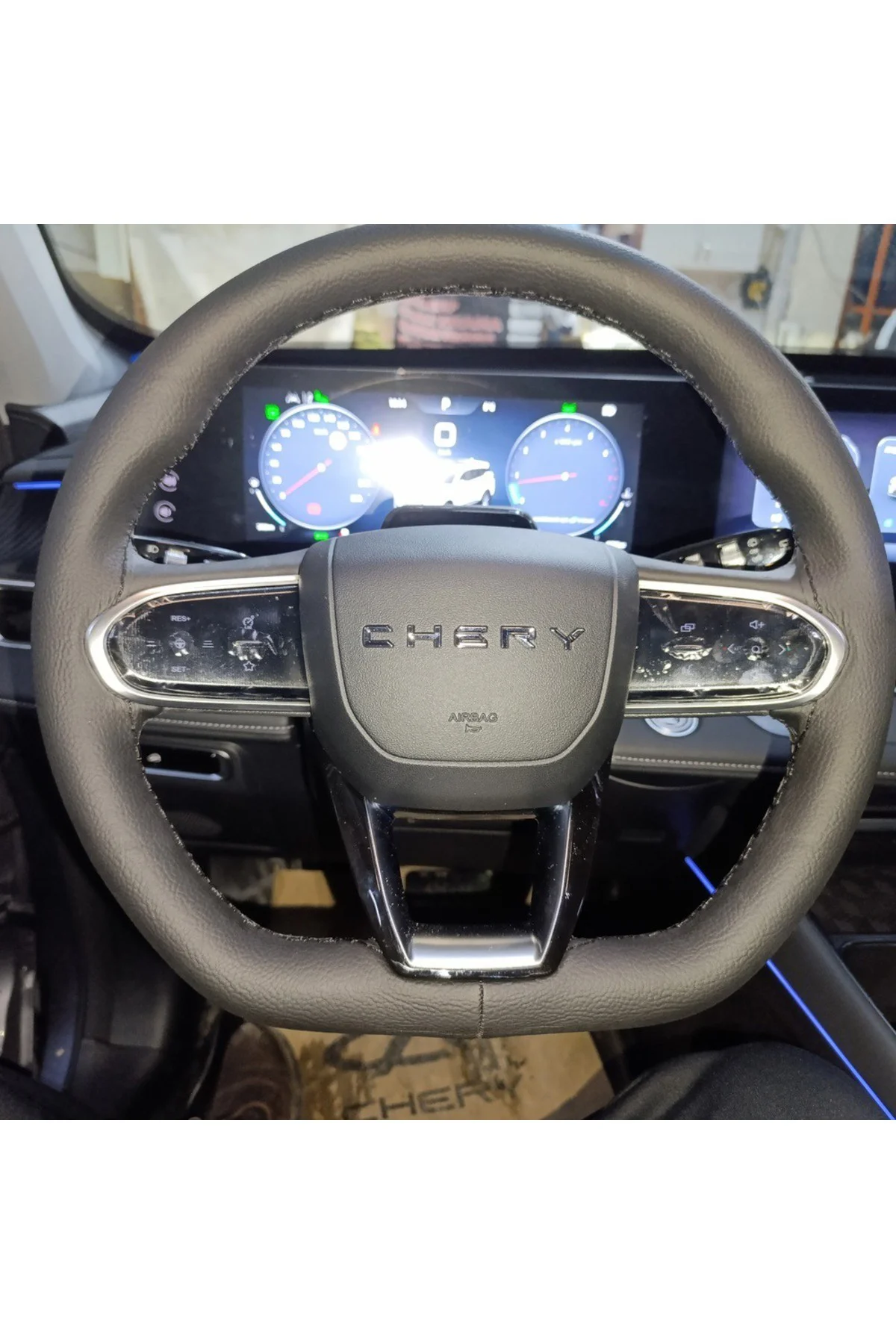 DİKİŞLİ DİREKSİYON KILIFI SİYAH DERİ SİYAH DİKİŞLİ CHERY TİGGO 7 PRO İÇİN