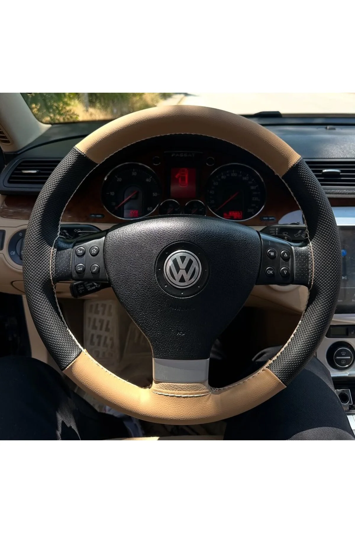 DİKİŞLİ DİREKSİYON KILIFI NOKTALI TABA BEJ DİKİSLİ VW PASSAT İÇİN