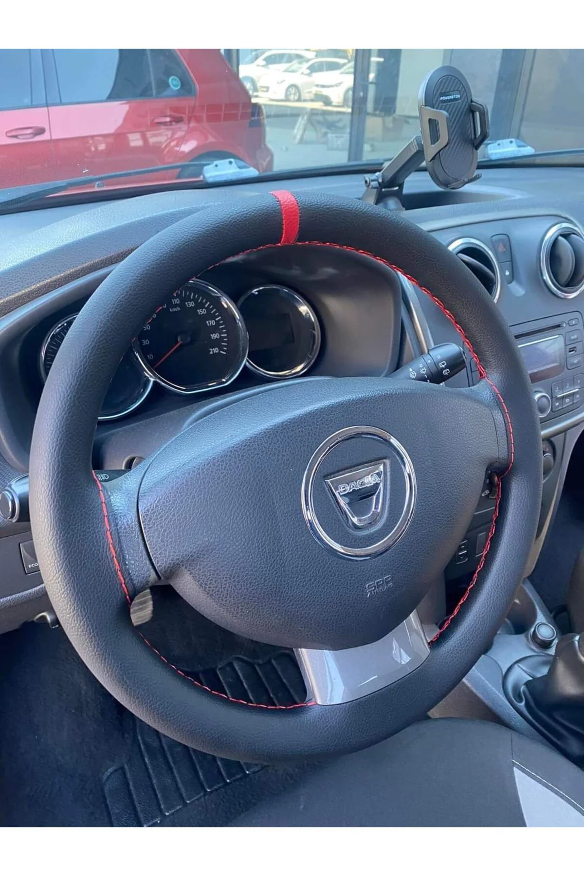 Dikişli Direksiyon Kılıfı Siyah Deri Kırmızı Yüzük Kırmızı Dikiş Dacia İçin