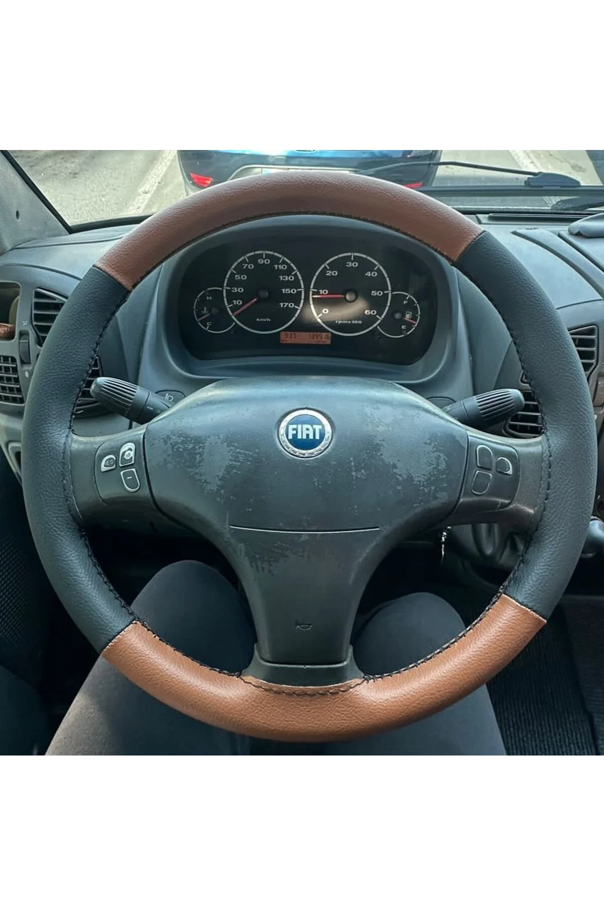 DİKİŞLİ DİREKSİYON KILIFI TABA / SİYAH SİYAH DİKİŞLİ Fİ.AT DUCATO 2 İÇİN Fiyatı, Yorumları ve Özellikleri