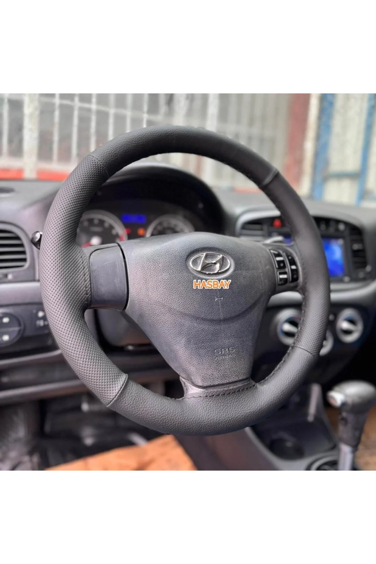 DİKİŞLİ DİREKSİYON KILIFI NOKTA / SİYAH DERİ SİYAH DİKİŞLİ HYUNDAİ ACCENT ERA İÇİN DİKİŞLİ DİREKSİYON KILIFI NOKTA / SİYAH DERİ SİYAH DİKİŞLİ HYUNDAİ ACCENT ERA İÇİN