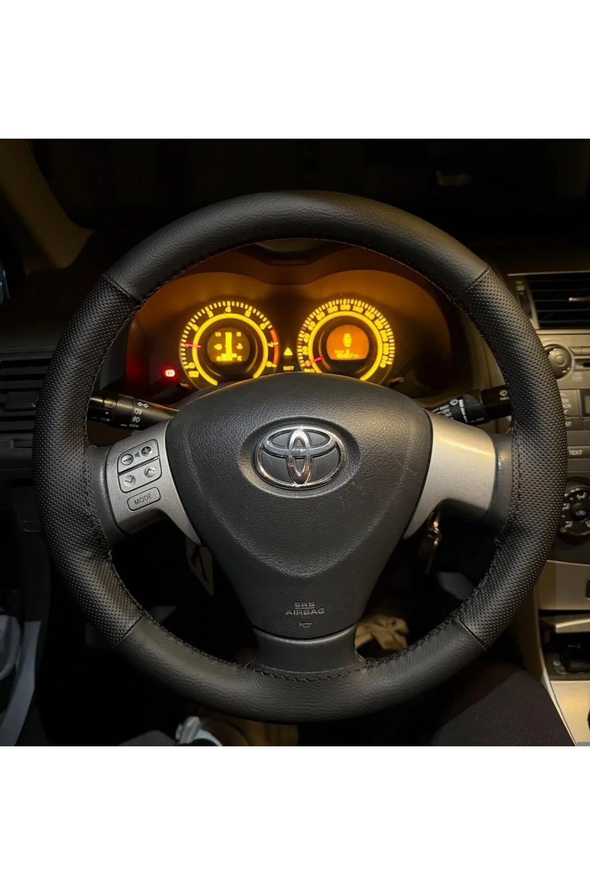 DİKİŞLİ DİREKSİYON KILIFI SİYAH / NOKTALI SİYAH DİKİŞLİ COROLLA Y