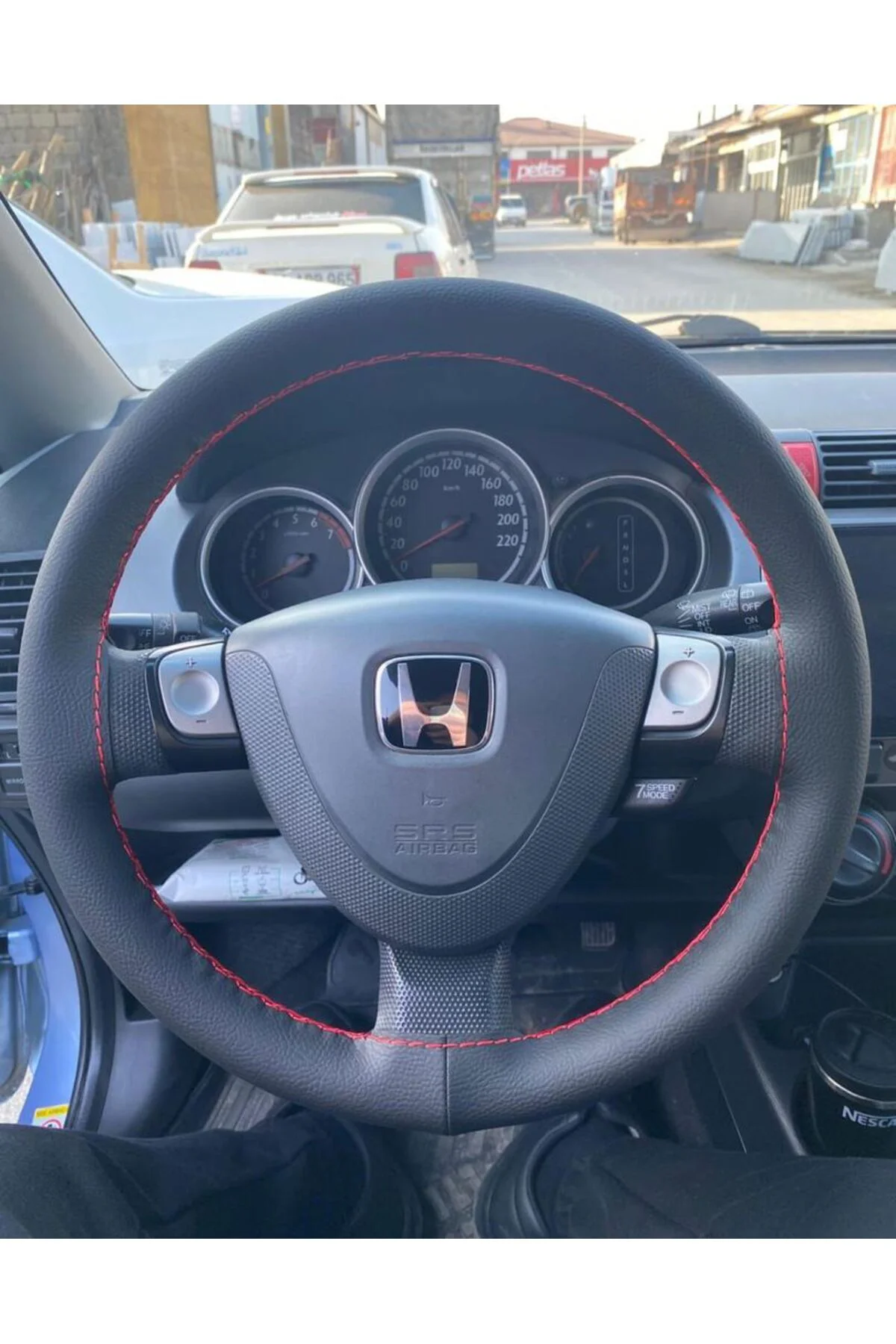 DİKİŞLİ DİREKSİYON KILIFI SİYAH DERİ KIRMIZI DİKİŞLİ  HONDA JAZZ Fiyatı, Yorumları ve Özellikleri