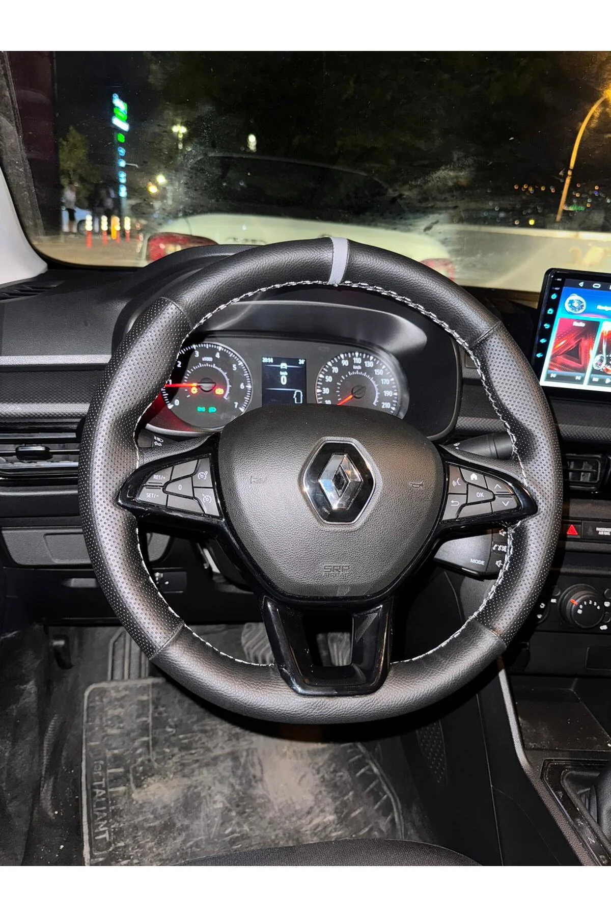 DİKİŞLİ DİREKSİYON KILIFI NOKTALI DAMARLI GRİ YÜZÜK GRİ DİKİŞ RENAULT TALİANT İÇİN DİKİŞLİ DİREKSİYON KILIFI NOKTALI DAMARLI GRİ YÜZÜK GRİ DİKİŞ RENAULT TALİANT İÇİN
