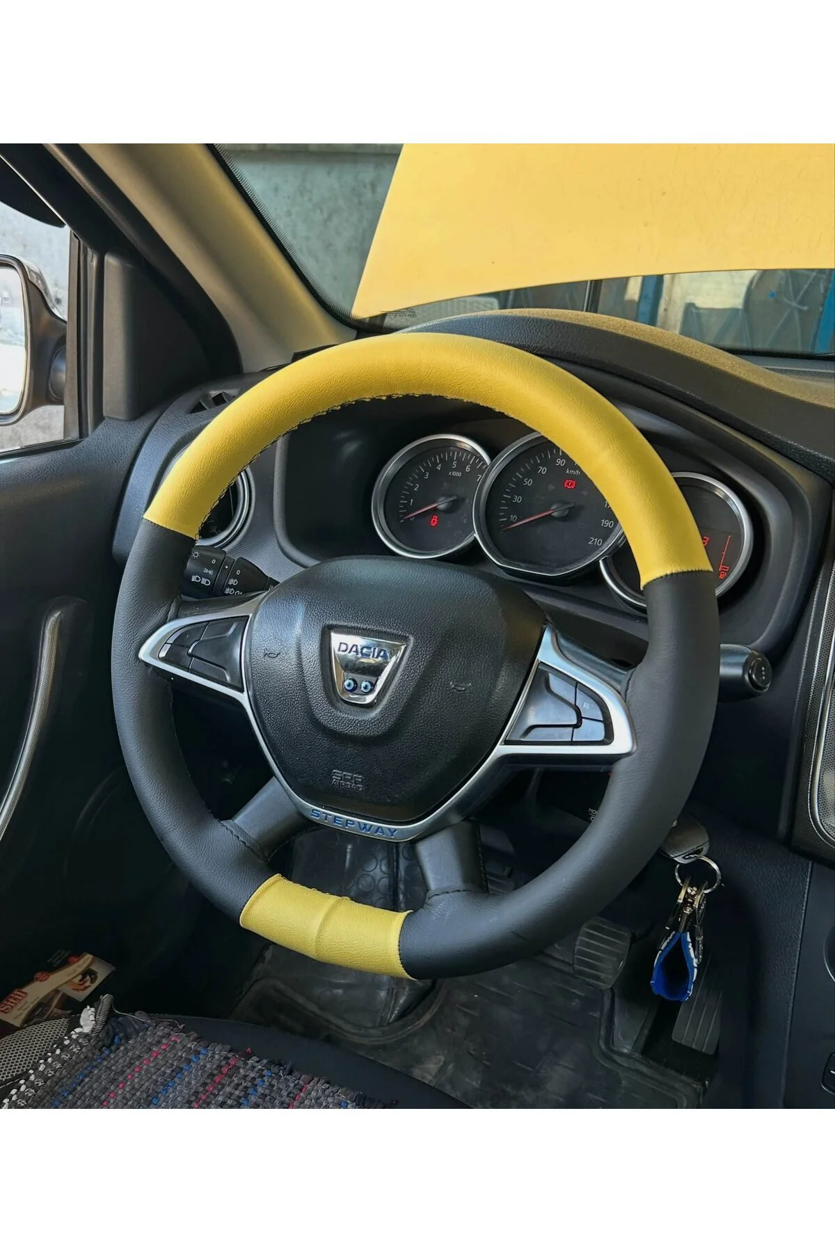 DİKİŞLİ DİREKSİYON KILIFI SARI / SİYAH DERİ SİYAH DİKİŞLİ DACİA DUSTER İÇİN DİKİŞLİ DİREKSİYON KILIFI SARI / SİYAH DERİ SİYAH DİKİŞLİ DACİA DUSTER İÇİN Fiyatı, Yorumları ve Özellikleri