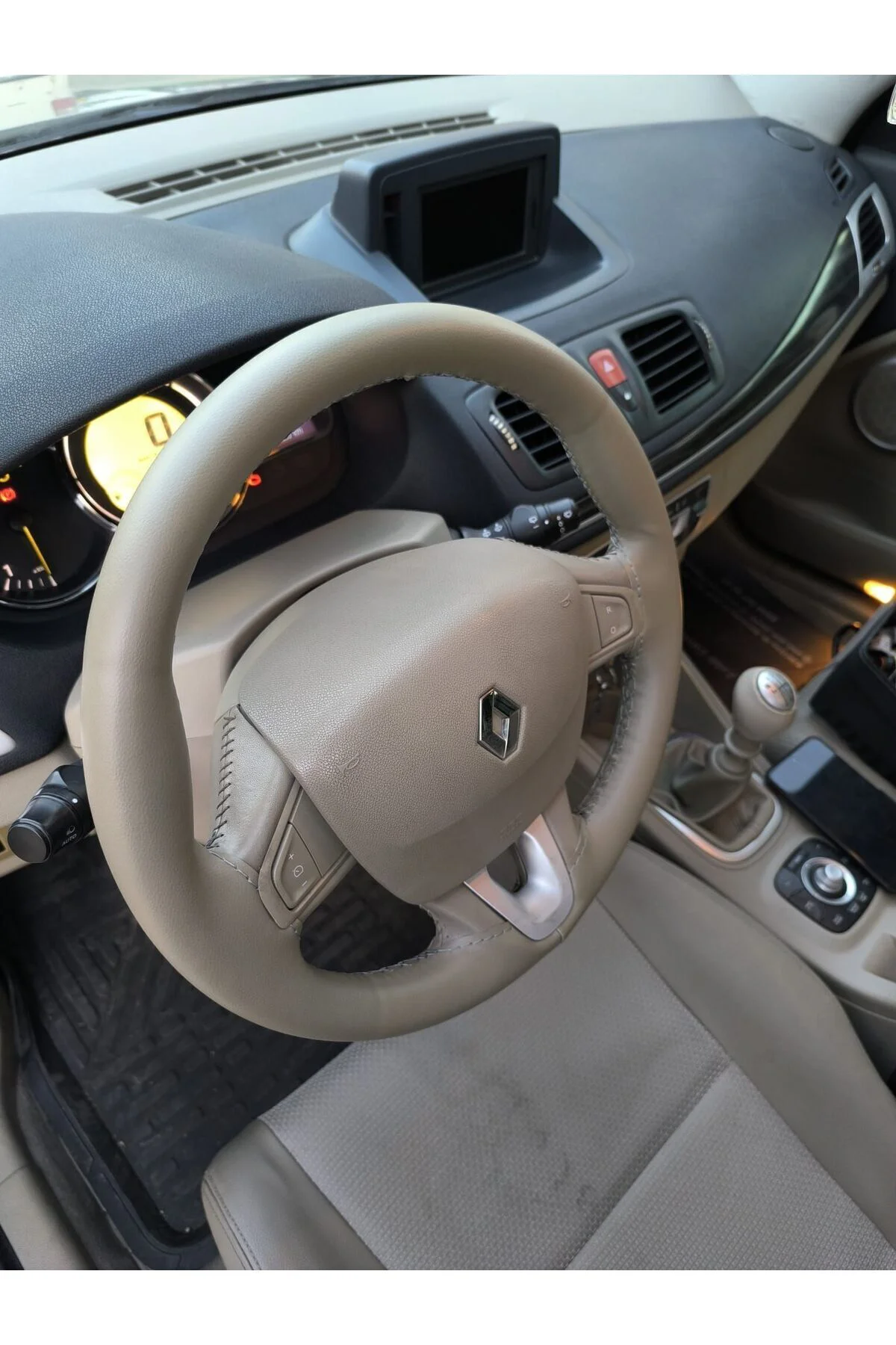 Dikişli Direksiyon Kılıfı Fluence Megane 2 Için Gri Dikişli
