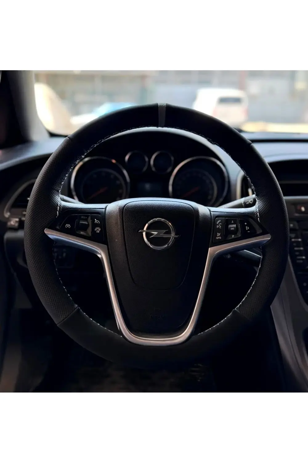 DİKİŞLİ DİREKSİYON KILIFI NOKTALI DERİ NUBUK DERİ GRİ YÜZÜK GRİ D