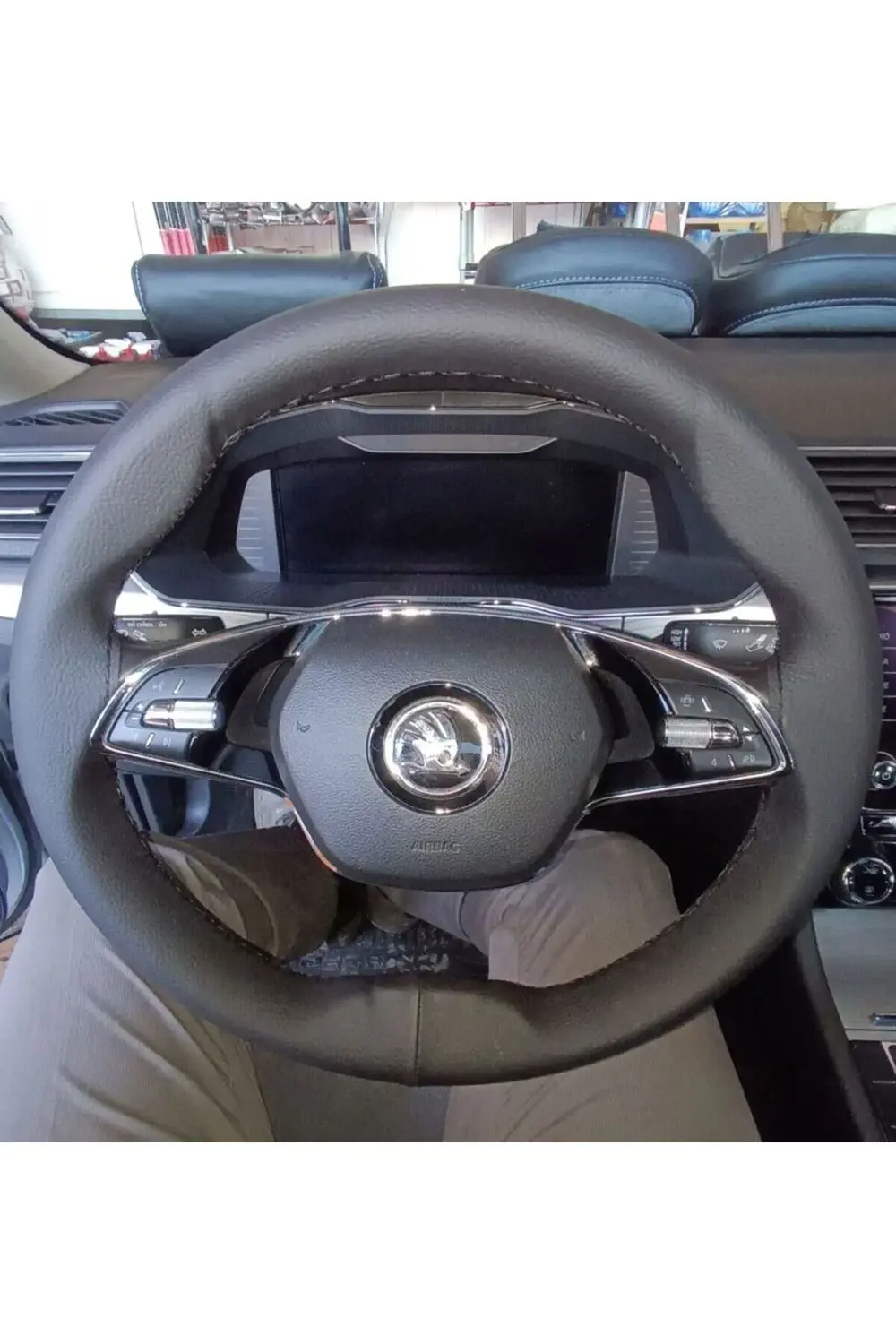 DİKİŞLİ DİREKSİYON KILIFI SİYAH DERİ SİYAH DİKİŞLİ YENİ SUPER B