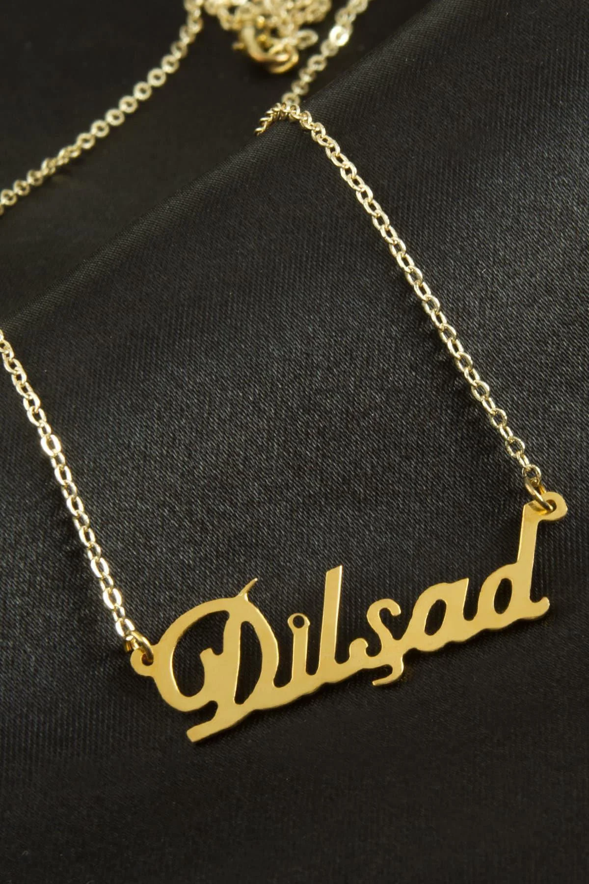 Dilşad isimli kolye (Kişiye Özel) Dilşad isimli kolye (Kişiye Özel)