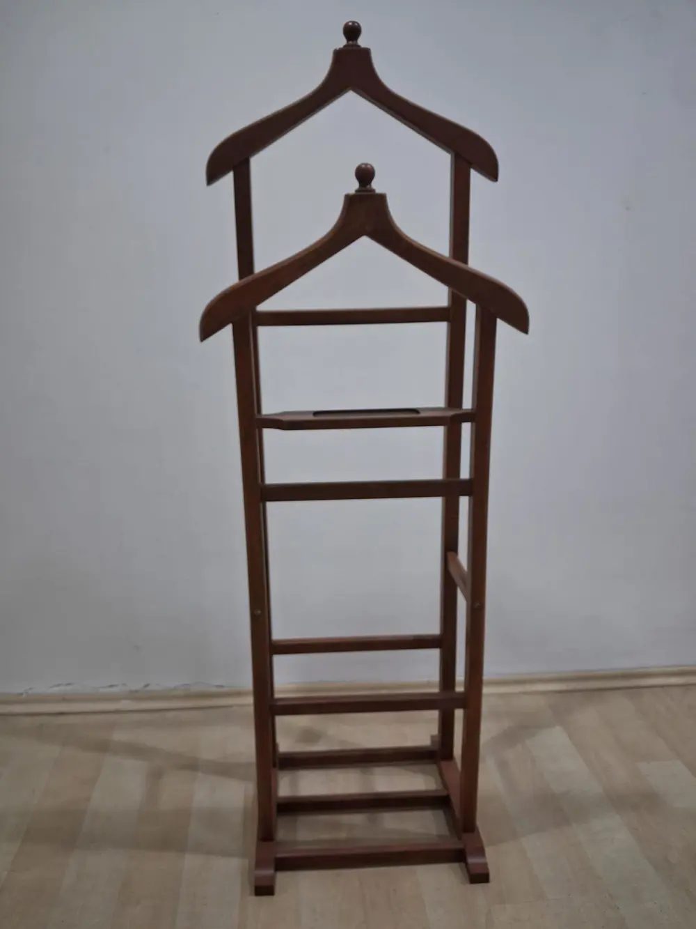 Dilsiz UŞAK 12345 ST ÇİFT TEPE Model CEVİZ Lake Askılık Ahşap Kay Dilsiz UŞAK 12345 ST ÇİFT TEPE Model CEVİZ Lake Askılık Ahşap Kay