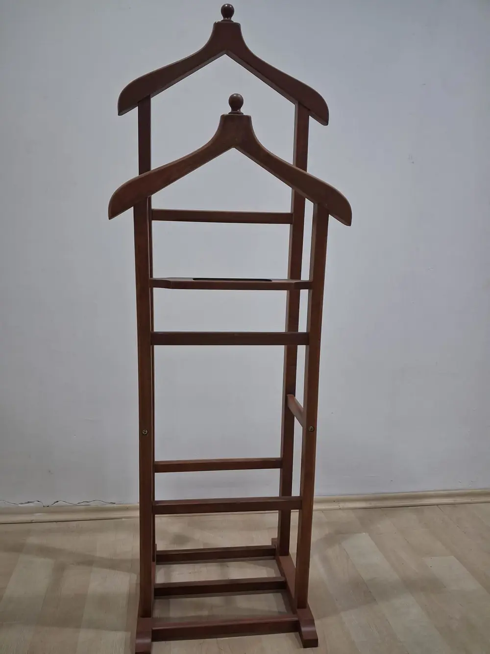 Dilsiz UŞAK 12345 ST ÇİFT TEPE Model CEVİZ Lake Askılık Ahşap Kay Dilsiz UŞAK 12345 ST ÇİFT TEPE Model CEVİZ Lake Askılık Ahşap Kay