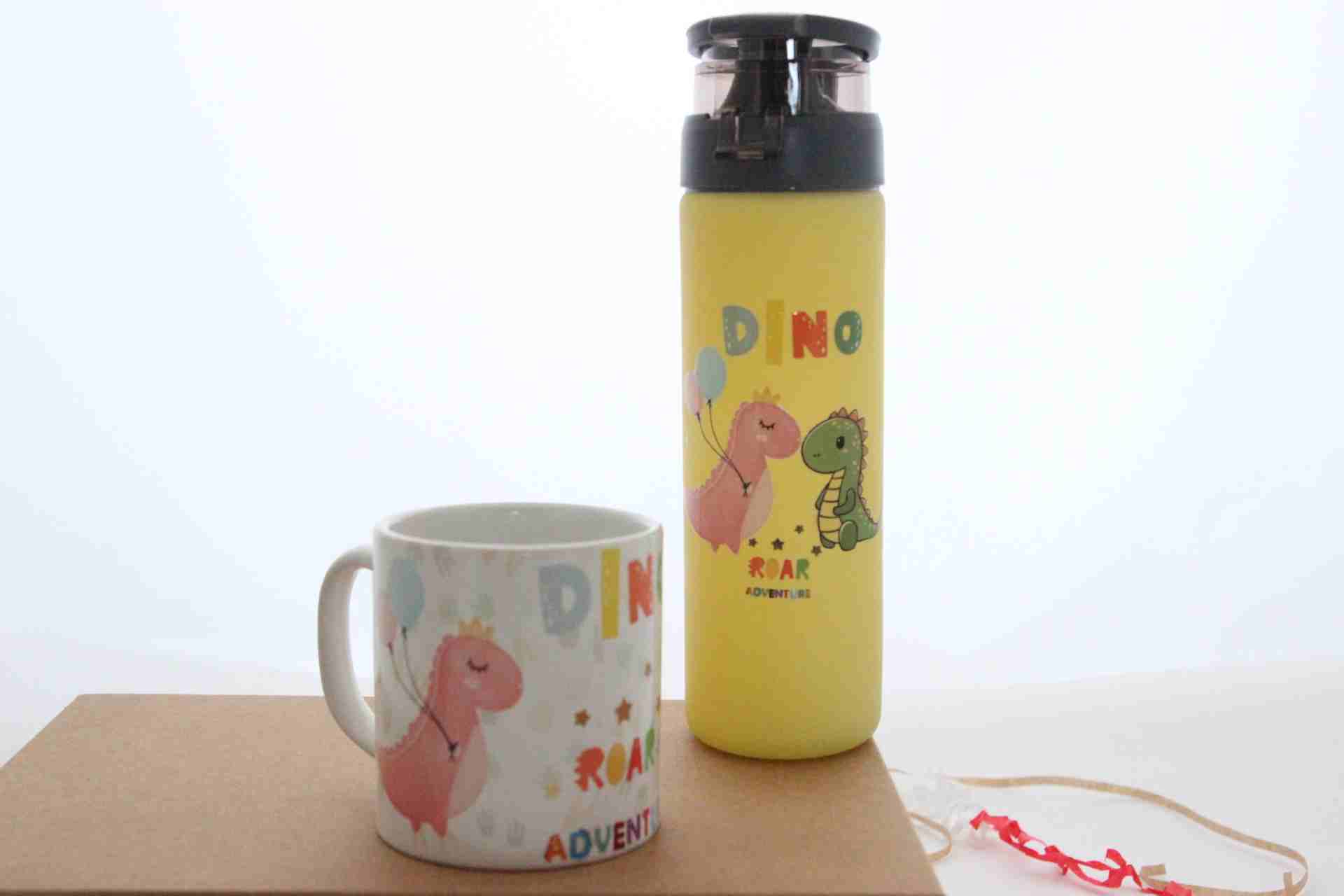 İhtiyaçavm Dinazor Temalı Hediye Seti - Dino Termos Ve Dino Kupa Bardak Hediye Kutusu